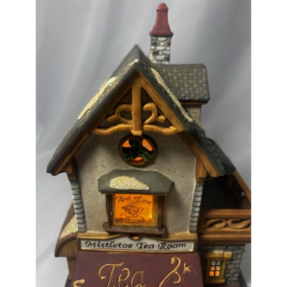 ☕️2004 Holiday Time MISTLETOE TEA ROOM Porcelain Lighted Christmas Village - Picture 4 of 11